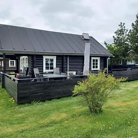 6 Person In Hovborg-by Traum * Hovborg